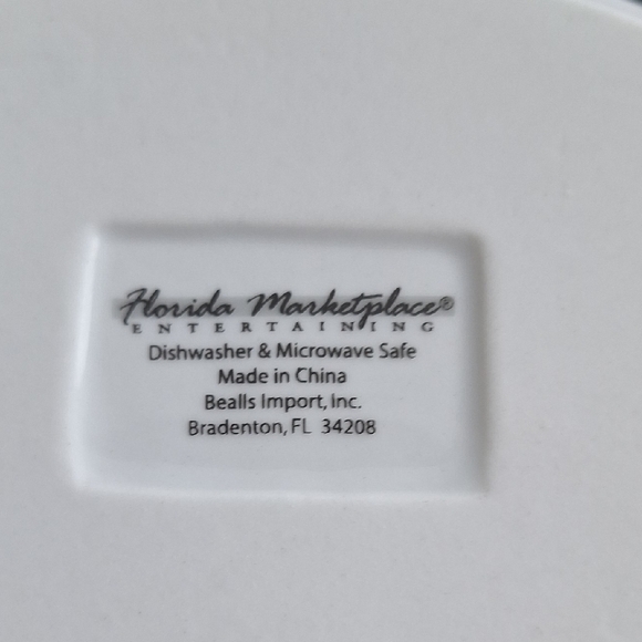 White Ceramic Chicken Butter Dish - Picture 3 of 12